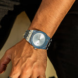 Auron Watch